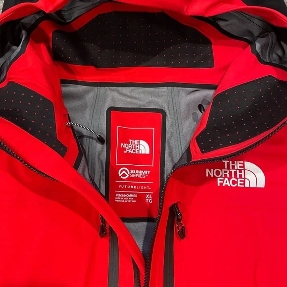 North Face Future Light jacket size XL NEW without tags